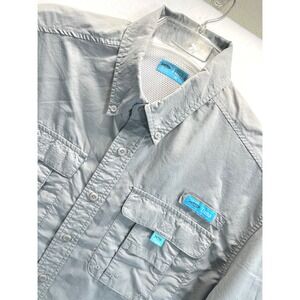 Tuna Mens Gray Short Sleeve Ventilated Fishing Shirt Size Medium Utility Pockets